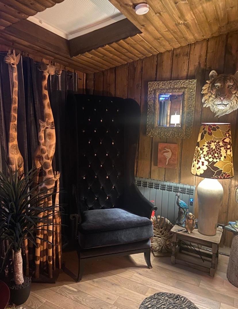 Jungle Cabin Martin Mill المظهر الخارجي الصورة